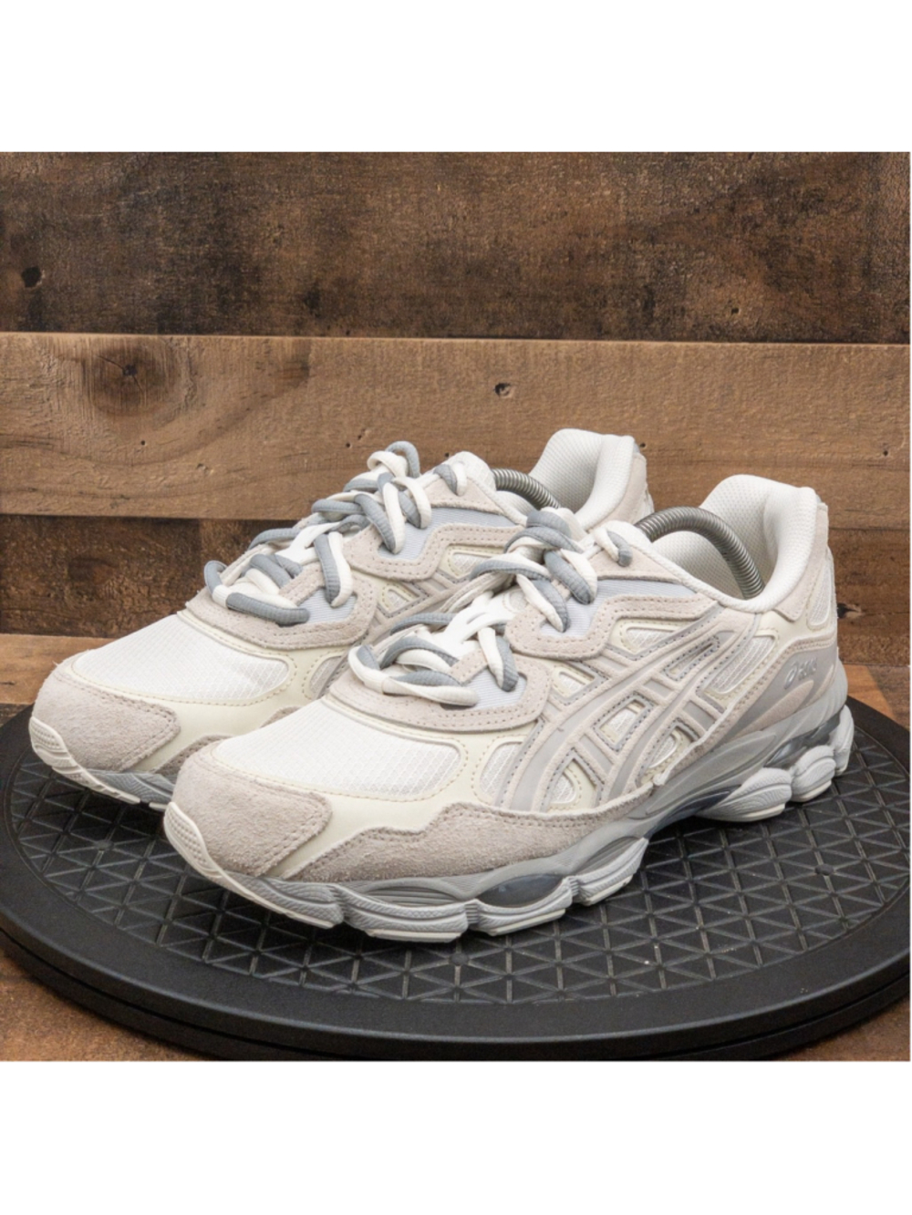 ASICS GEL NYC CREAM OYSTER GREY MENS SIZE 10 RUNNING SHOES SNEAKER 1203A280-102